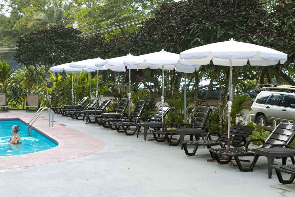 Hotel La Isla Inn Puerto Viejo de Talamanca Buitenkant foto
